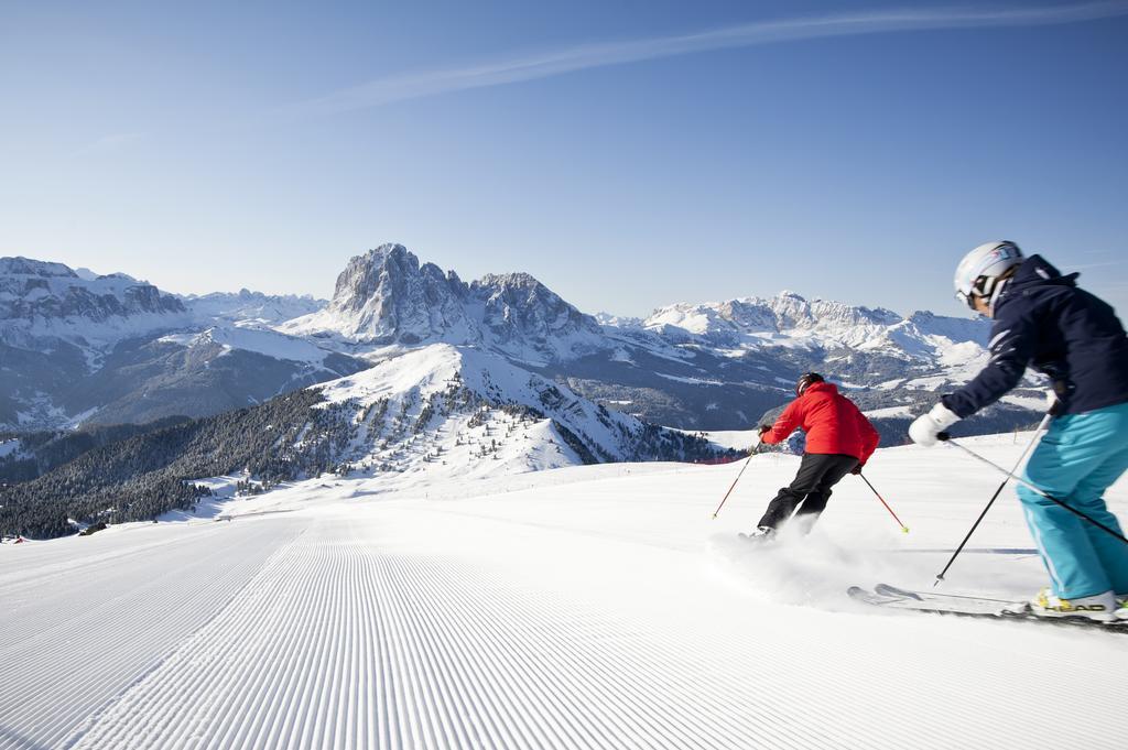 Garni Crepaz Bed & Breakfast Selva di Val Gardena Bagian luar foto
